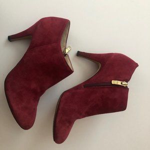 Vince Camuto Elvin Burgundy/Maroon Suede Booties